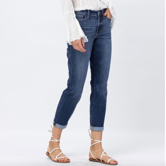 Judy Blue Boyfriend Jeans Dark Wash - Picture 4 of 8